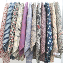 Load image into Gallery viewer, Bundle 12pcs Silk Vintage Haori Jacket Wholesale Bulk Free Shipping #739