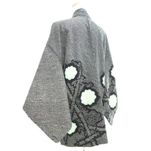 Load image into Gallery viewer, Haori Jacket Vintage(1950-1980) Black Full Shibori Chrysanthemum Silk #10920E5
