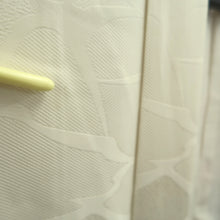 Load image into Gallery viewer, Haori Jacket Vintage(1950-1980) Cream white Curling Wave Silk #10840E2