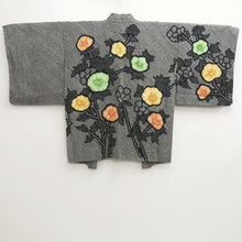 Load image into Gallery viewer, Haori Jacket Vintage(1950-1980) Black Shibori Peony Silk #10048C5