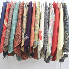 Load image into Gallery viewer, Bundle 15pcs Silk Haori Jacket Wholesale Bulk Free Shipping #749