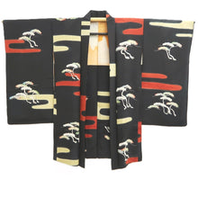 Load image into Gallery viewer, Haori Jacket Vintage(1950-1980) Black Pine Tree Silk #11061A4