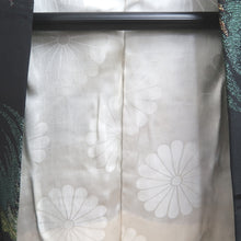 Load image into Gallery viewer, Haori Jacket Vintage(1950-1980) Black Gold Silver Wave Silk #10991F4