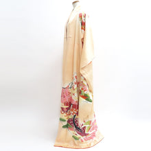 Load image into Gallery viewer, Furisode Vintage(1950-1980) Light Peach Heian Princess Silk #9651J2