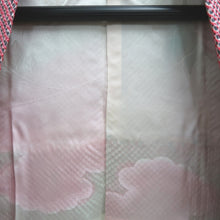 Load image into Gallery viewer, Haori Jacket Vintage(1950-1980) Light Red Shibori Flower Silk #10034C4