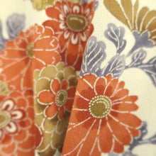 Load image into Gallery viewer, Haori Jacket Cream white Chrysanthemum Silk #10720D2