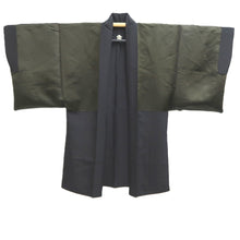 Load image into Gallery viewer, Men's Haori Vintage(1950-1980) Black Montsuki Habutae Mountain Silk #10880E4