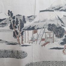 Load image into Gallery viewer, Men's Haori Vintage(1950-1980) Black Montsuki Landscape Silk #10436A3