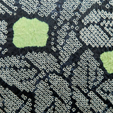 Load image into Gallery viewer, Haori Jacket Vintage(1950-1980) Black Green Shibori Leaves Silk #10581C1