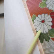 Load image into Gallery viewer, Furisode Vintage(1950-1980) Light Peach Heian Princess Silk #9651J2