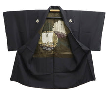 Load image into Gallery viewer, Men's Haori Vintage(1950-1980) Black Montsuki Takarabune Silk #10437A3