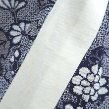Load image into Gallery viewer, Yukata Vintage(1950-1980) Navy White Flower Cotton #10484A5