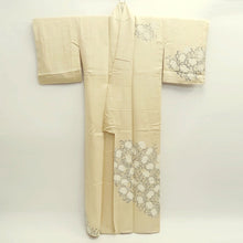 Load image into Gallery viewer, Kimono Pale Yellow Chrysanthemum Tall Silk #9925B4