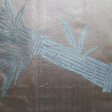 Load image into Gallery viewer, Men's Haori Vintage(1950-1980) Black Montsuki Takarabune Silk #10437A3