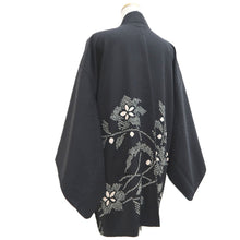 Load image into Gallery viewer, Haori Jacket Vintage(1950-1980) Black Shibori Flower Silk #10593C1