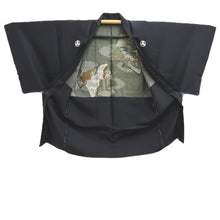Load image into Gallery viewer, Men's Haori Vintage(1950-1980) Black Montsuki Landscape Silk #10412A2
