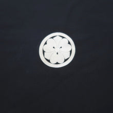 Load image into Gallery viewer, Men's Kimono Vintage(1950-1980) Black Montsuki Habutae Silk #10867E4
