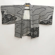 Load image into Gallery viewer, Haori Jacket Vintage(1950-1980) Black Shibori Chrysanthemum Ryusui Silk #10052C5