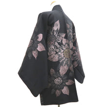 Load image into Gallery viewer, Haori Jacket Vintage(1950-1980) Black Flower Silk #10053C5