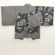 Load image into Gallery viewer, Haori Jacket Vintage(1950-1980) Black Shibori Peony Silk #9898B3