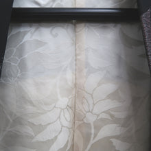 Load image into Gallery viewer, Haori Jacket Vintage(1950-1980) Black Flower Silk #10053C5