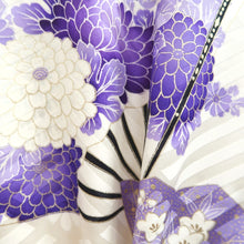 Load image into Gallery viewer, Furisode White Purple Lavender Chrysanthemum Folding Fan Silk #10545B3