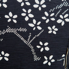 Load image into Gallery viewer, Haori Jacket Vintage(1950-1980) Black Shibori Branch Silk #10935F1