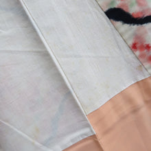 Load image into Gallery viewer, Kimono Vintage(1920-1950) Cream white Red Black Meisen Flower Silk #10770D4