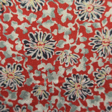 Load image into Gallery viewer, Haori Jacket Vintage(1920-1950) Red Chirimen Floral pattern Silk #11045A3