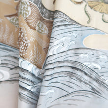 Load image into Gallery viewer, Men's Juban Beige Castle Silk #10665C5