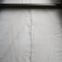 Load image into Gallery viewer, Men's Juban Vintage(1950-1980) Light Gray Dragon Mountain Silk #10878E4