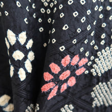 Load image into Gallery viewer, Haori Jacket Vintage(1950-1980) Black Shibori Botanical Silk #10936F1