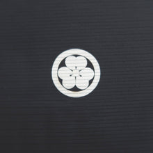 Load image into Gallery viewer, Men's Haori Vintage(1950-1980) Black See-Through Montsuki Silk #10432A3