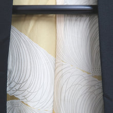 Load image into Gallery viewer, Haori Jacket Vintage(1950-1980) Black Shibori Botanical Silk #10937F1