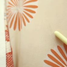 Load image into Gallery viewer, Juban Vintage(1950-1980) Cream white Crane Birds Silk #10508B1