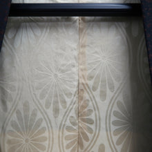 Load image into Gallery viewer, Haori Jacket Vintage(1950-1980) Black Gold Chrysanthemum Silk #10102D2