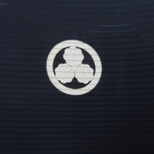 Load image into Gallery viewer, Men's Haori Vintage(1950-1980) Black See-Through Montsuki Silk #10434A3