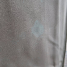 Load image into Gallery viewer, Men's Haori Vintage(1950-1980) Black Habutae Cherry Blossom Silk #9985C2