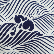 Load image into Gallery viewer, Yukata Vintage(1950-1980) White Navy Wave Cotton #10490B1
