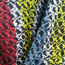 Load image into Gallery viewer, Haori Jacket Vintage(1920-1950) Black Red Blueish Shibori Tatewaku Silk #11039A3