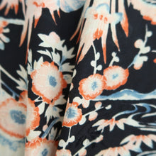 Load image into Gallery viewer, Haori Jacket Vintage(1950-1980) Black Floral pattern Silk #11019A2