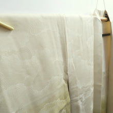 Load image into Gallery viewer, Haori Jacket Vintage(1950-1980) Cream white Pale Green Plum blossom Branch Silk #10179D5