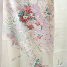 Load image into Gallery viewer, Kimono White Peacock Chrysanthemum Silk #10529B2