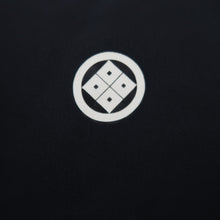 Load image into Gallery viewer, Men's Haori Vintage(1950-1980) Black Montsuki Bird Wide Silk #10418A2