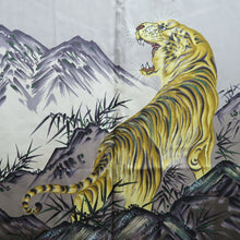 Load image into Gallery viewer, Men's Haori Vintage(1950-1980) Blue Black Tiger Silk #10659C4