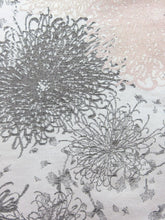 Load image into Gallery viewer, Haori Jacket Vintage 1960's Off White Woven Full-blown Chrysanthemum #0039