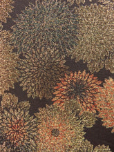 Load image into Gallery viewer, Haori Jacket Vintage 1960's Black Gold Glinting Chrysanthemum #0032