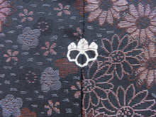 Load image into Gallery viewer, Haori Jacket Vintage 1960's Black Old Nostalgic Flower Garden #0018