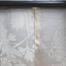 Load image into Gallery viewer, Haori Jacket Vintage(1950-1980) Black Silver Gold Chrysanthemum Silk #9229E3