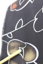 Load image into Gallery viewer, Haori Jacket Vintage(1950-1980) Black Flower Silk #8731J5